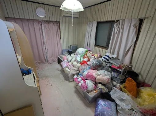 松阪市にて遺品整理に伴う不用品の回収に行ってきました。