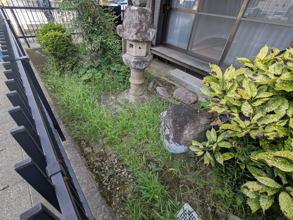 松阪市にて草刈りと剪定をしてきました！
